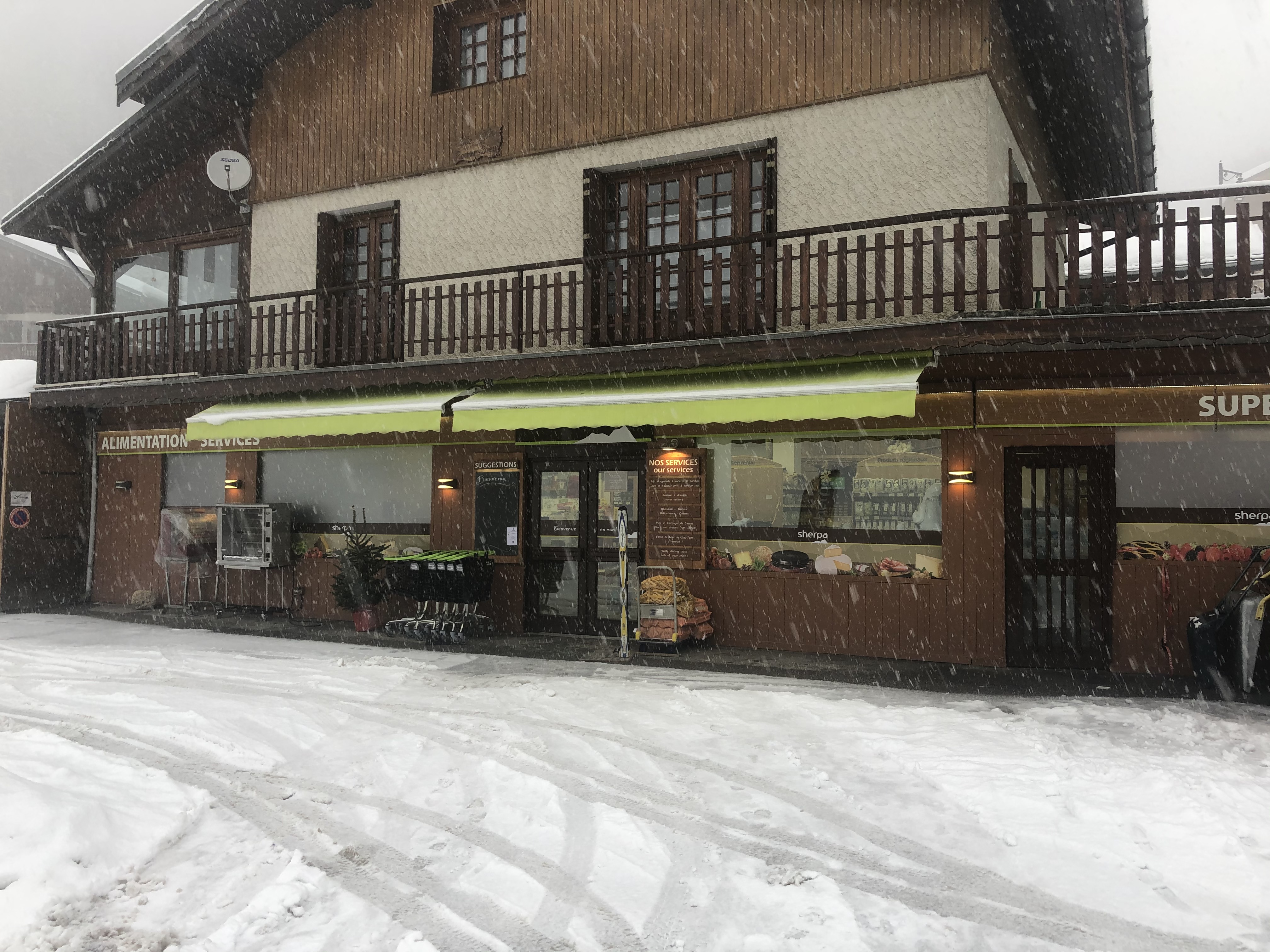 Supermarché de Champagny en Vanoise