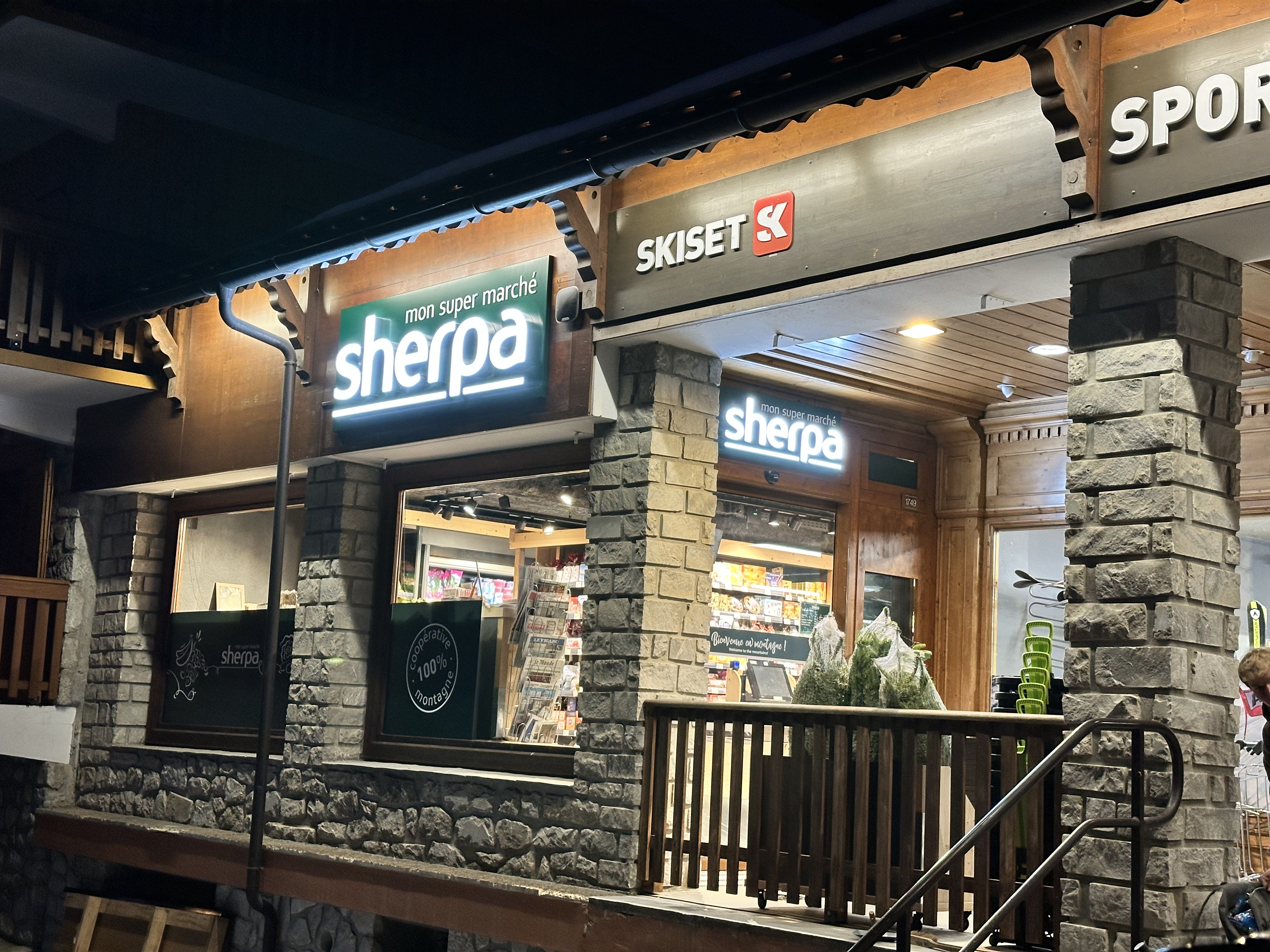 Supermarché de Méribel - Plateau