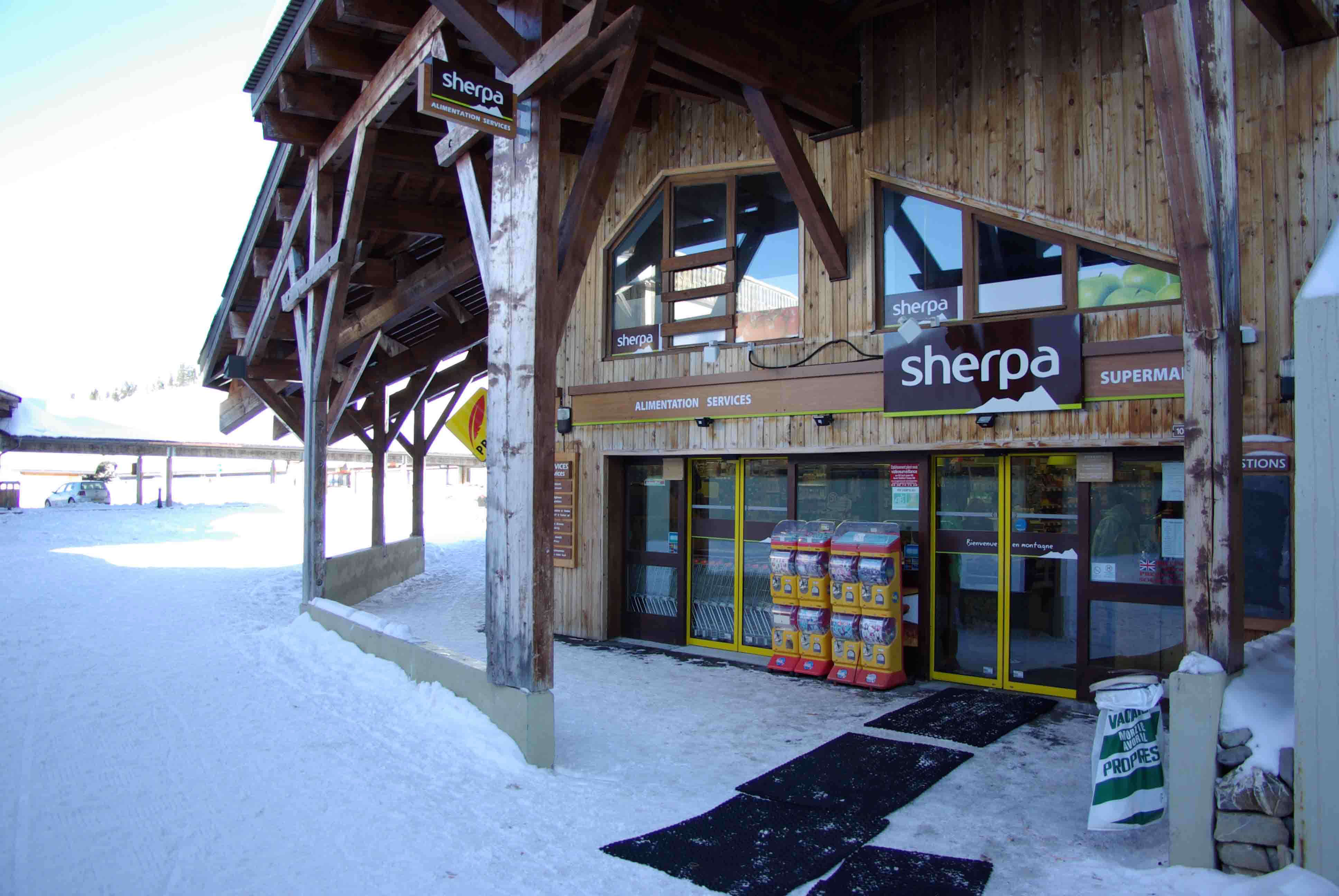 Supermarché d’Avoriaz - falaise