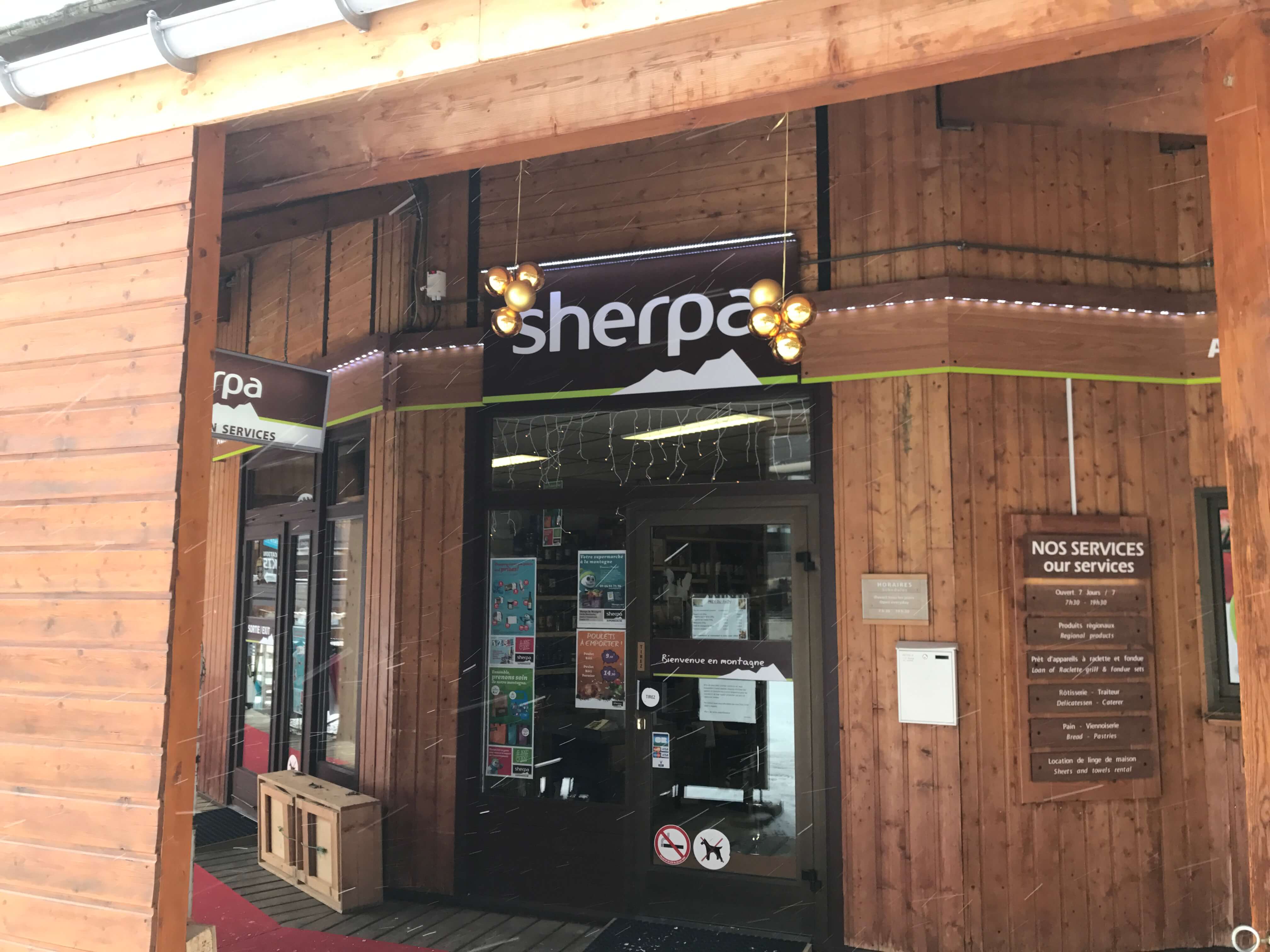 Supermarché de Manigod - col de merdassier