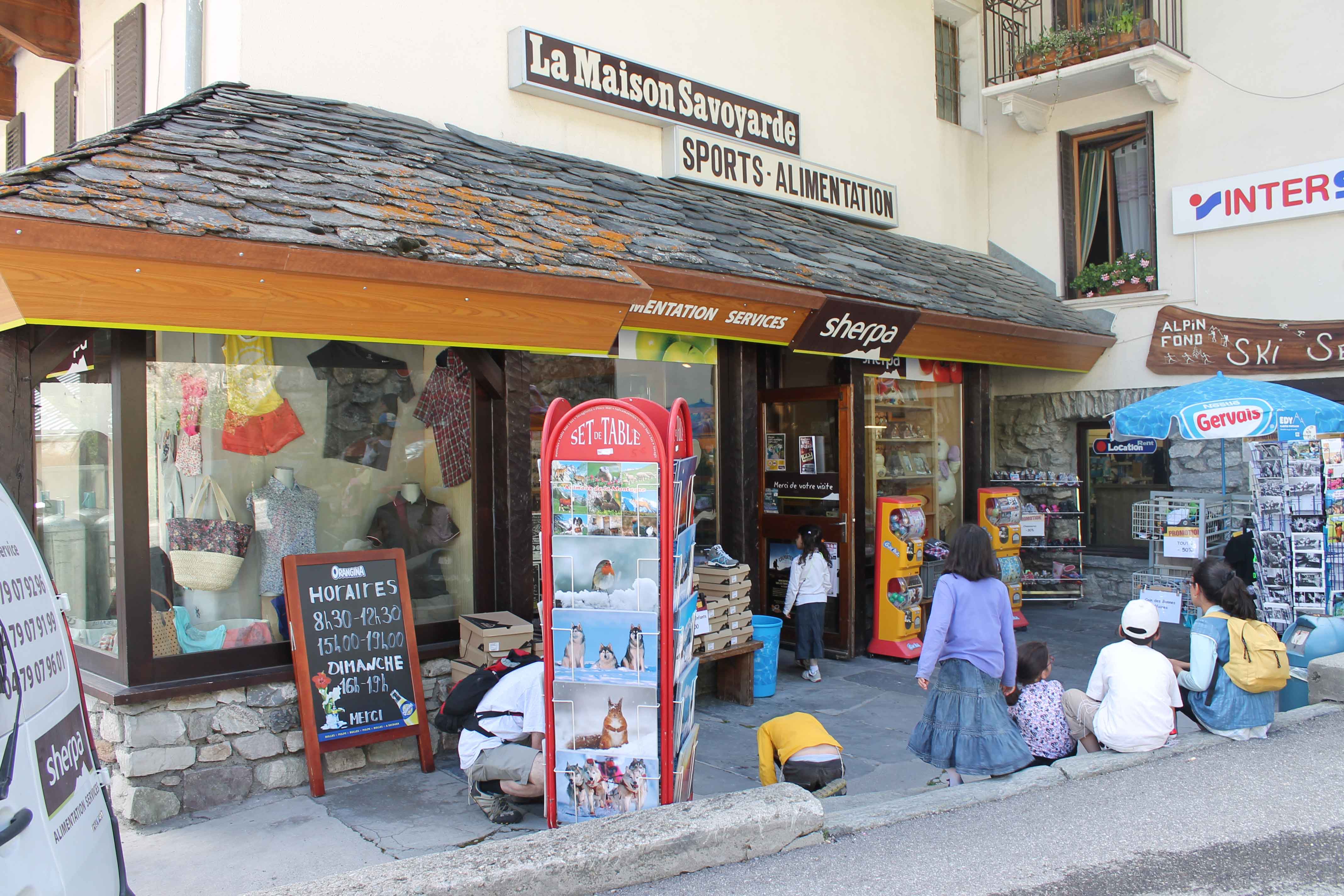 Supermarché de Peisey Village