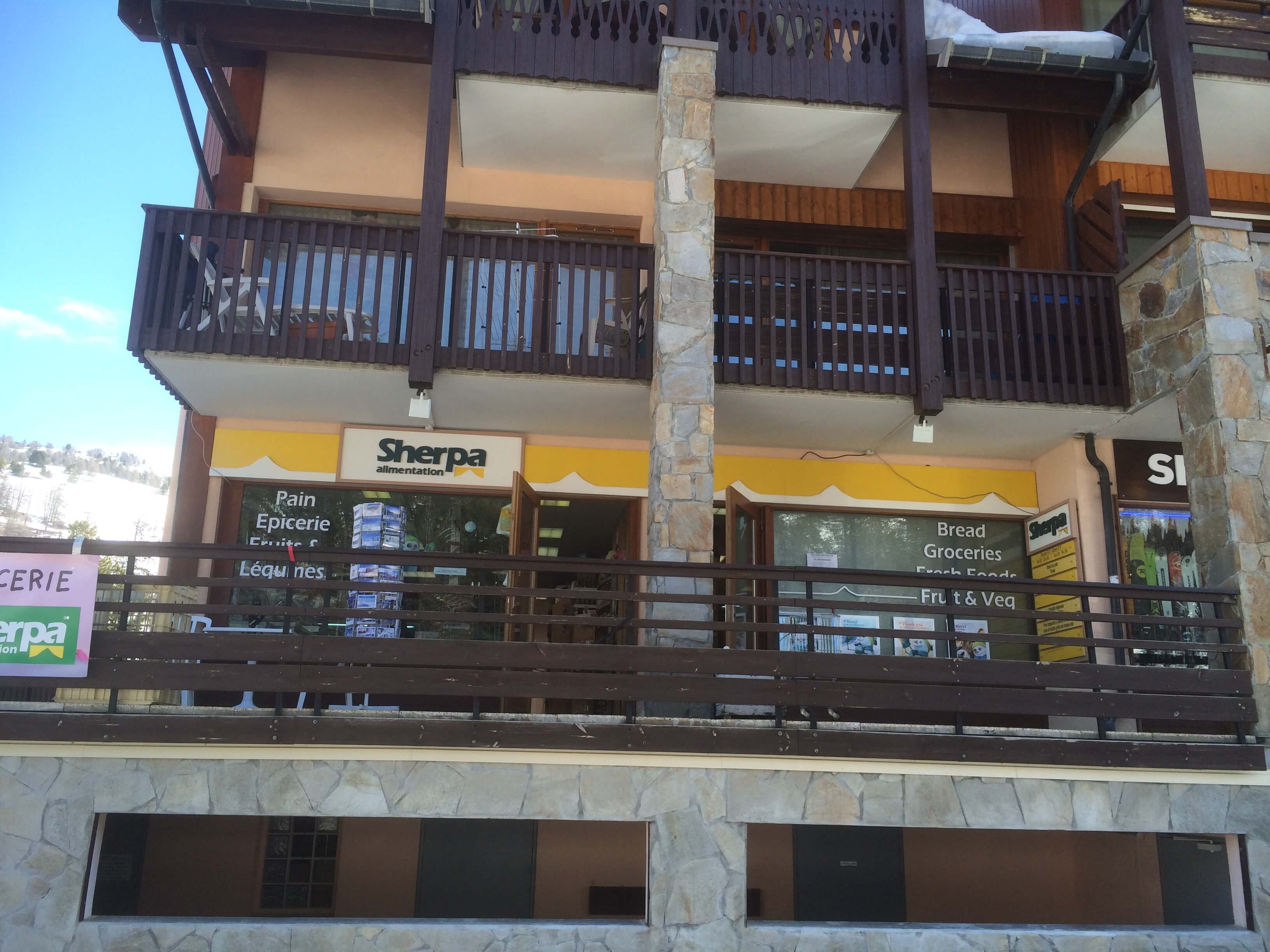 Supermarché de Vars - fournet