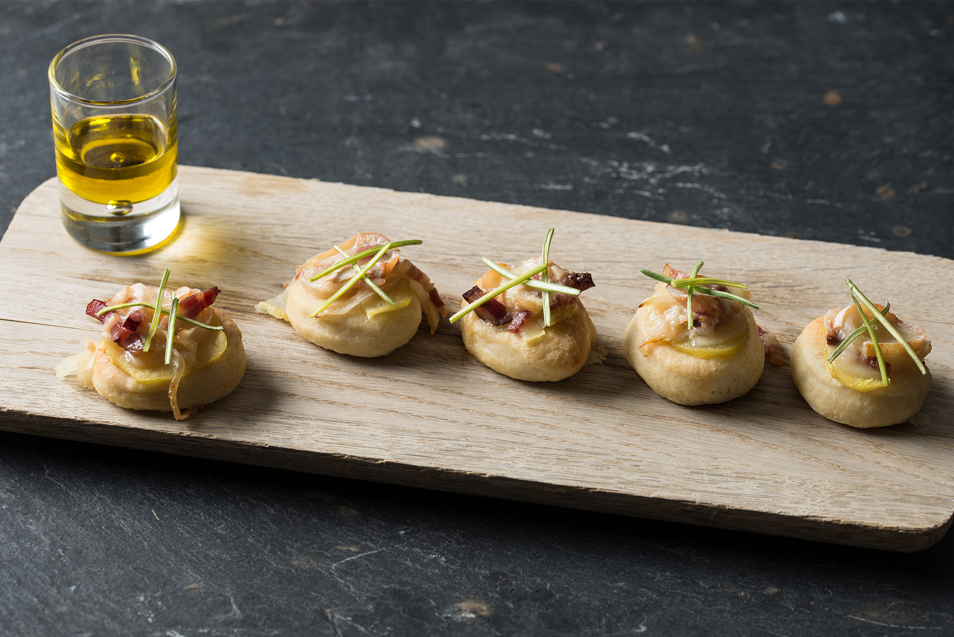 Mini pizzas tartiflette