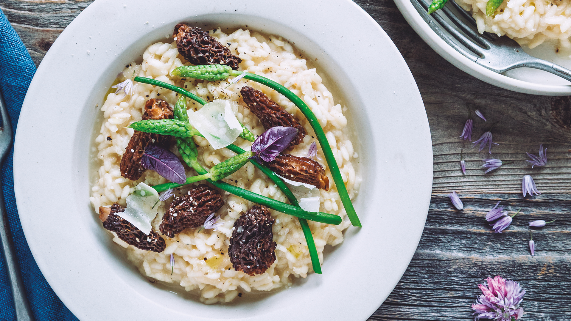 Risotto morilles, asperges des bois et vin jaune - recette Sherpa