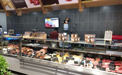 Intérieur sherpa supermarché Grand Bornand (Le) - Chinaillon rayon fromages