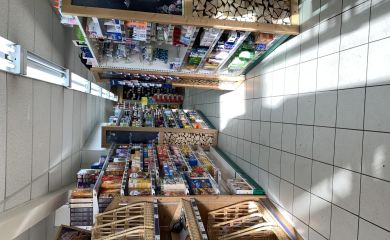 Intérieur supermarché sherpa Ménuires (les) - Reberty 1850 rayons