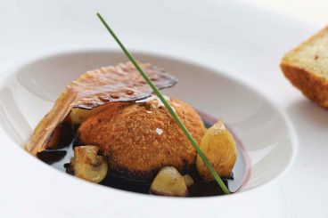 Recette de oeuf croustillant en meurette