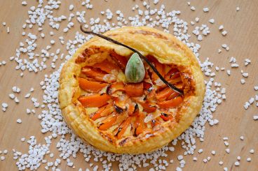 Recette de tarte amande-abricot et cassonade